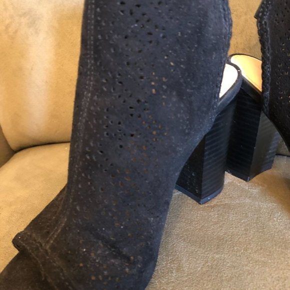 Women's 3-inch Black with Mesh Pattern High Heel Black Dress Shoe Size 5.5 - Picture 7 of 11